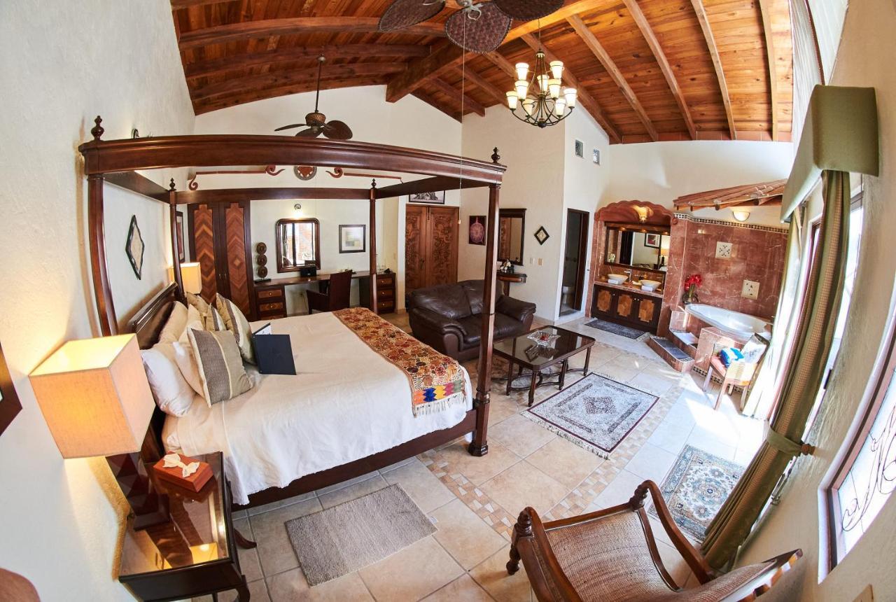 La Buena Vibra Retreat And Spa Hotel (Adults Only) เตโปซตลัน ภายนอก รูปภาพ