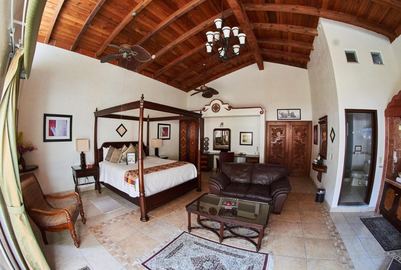 La Buena Vibra Retreat And Spa Hotel (Adults Only) เตโปซตลัน ภายนอก รูปภาพ