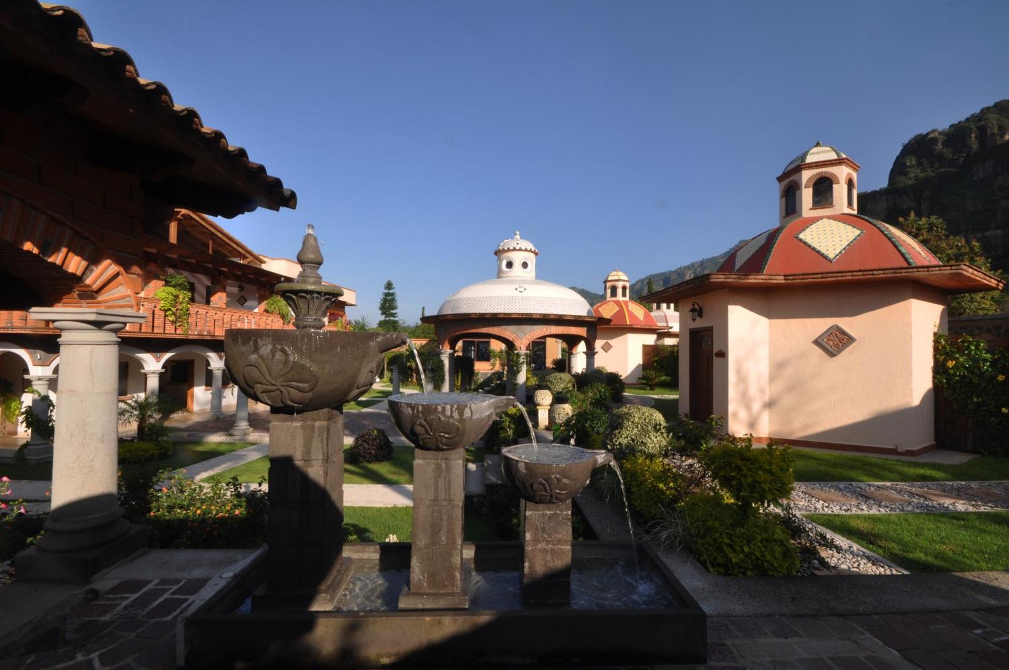 La Buena Vibra Retreat And Spa Hotel (Adults Only) เตโปซตลัน ภายนอก รูปภาพ