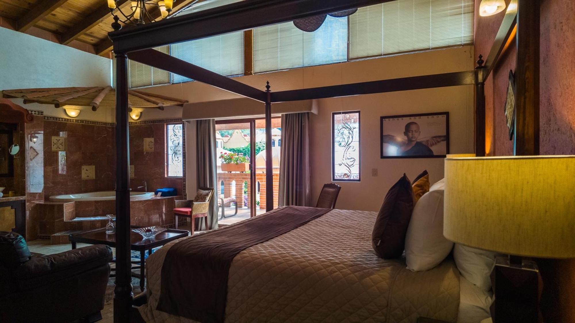 La Buena Vibra Retreat And Spa Hotel (Adults Only) เตโปซตลัน ภายนอก รูปภาพ