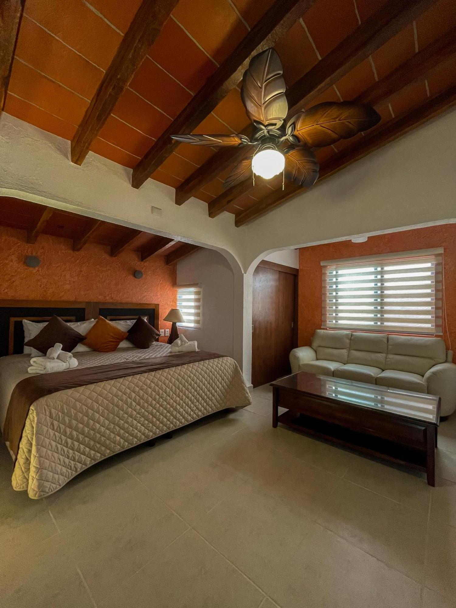 La Buena Vibra Retreat And Spa Hotel (Adults Only) เตโปซตลัน ภายนอก รูปภาพ